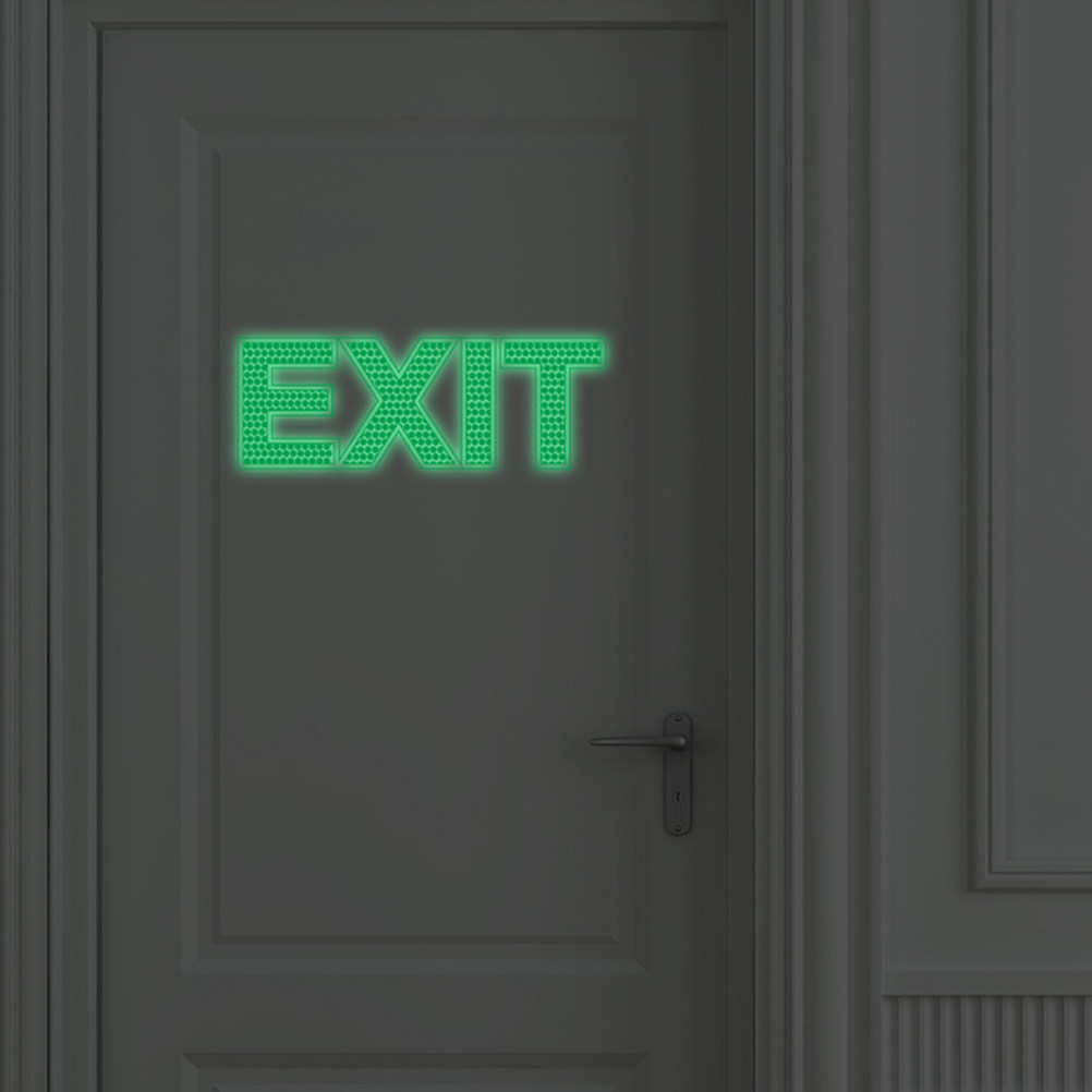 暗闇で光る非常口ウォールステッカー、発光安全標識デカール（緊 - Emergency Exit Sign のレビューと価格